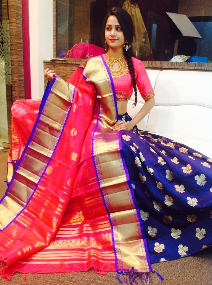 kachi pattu dupatta
